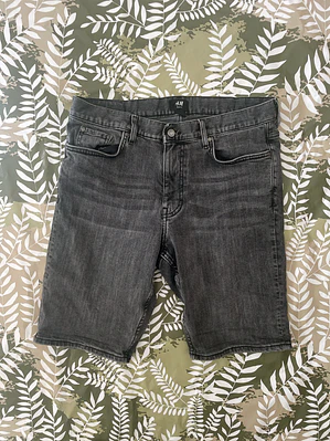 Short Vaquero H&M M Talla 31 Gris Oscuro Slim Fit Denim Retro