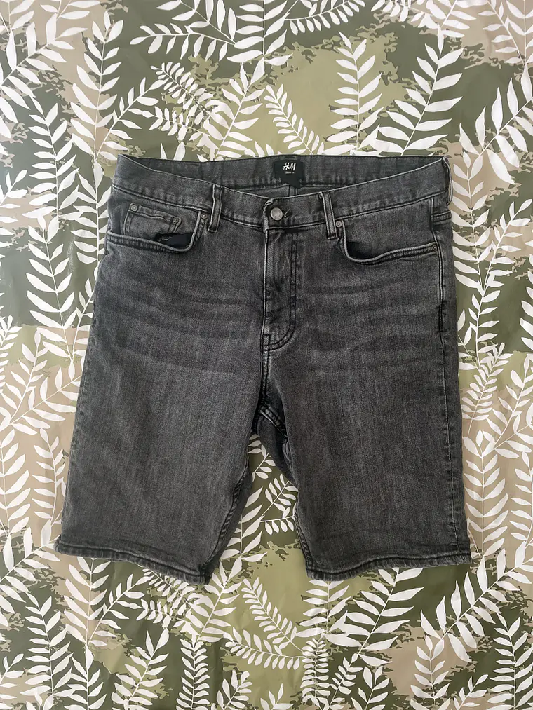 Short Vaquero H&M M Talla 31 Gris Oscuro Slim Fit Denim Retro 1