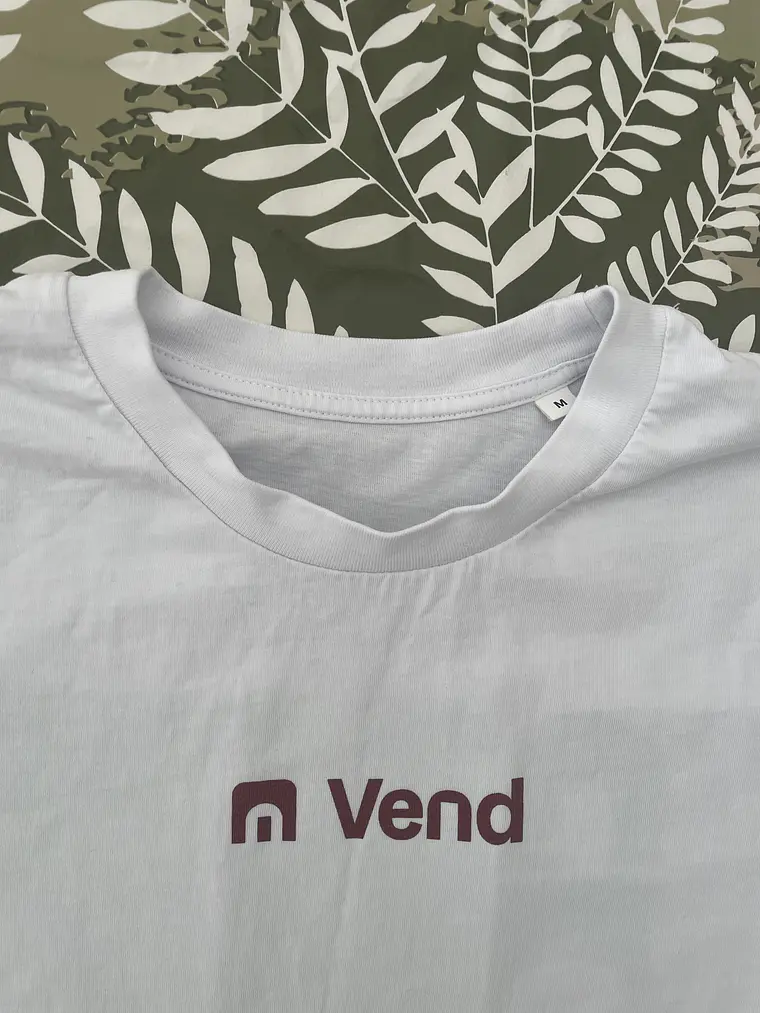 Camiseta Blanca Vend M Diseño Gráfico Verde Modern Streetwear 3