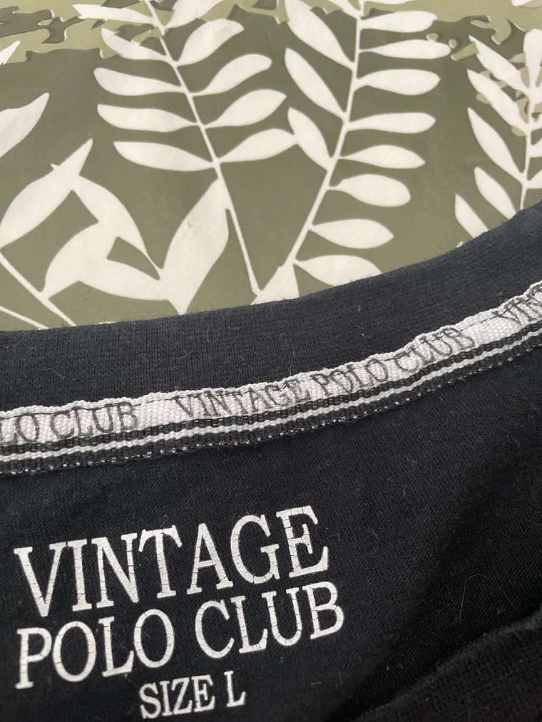 Camiseta Negra L Vintage Polo Club Detalle Cuello Minimalist 2