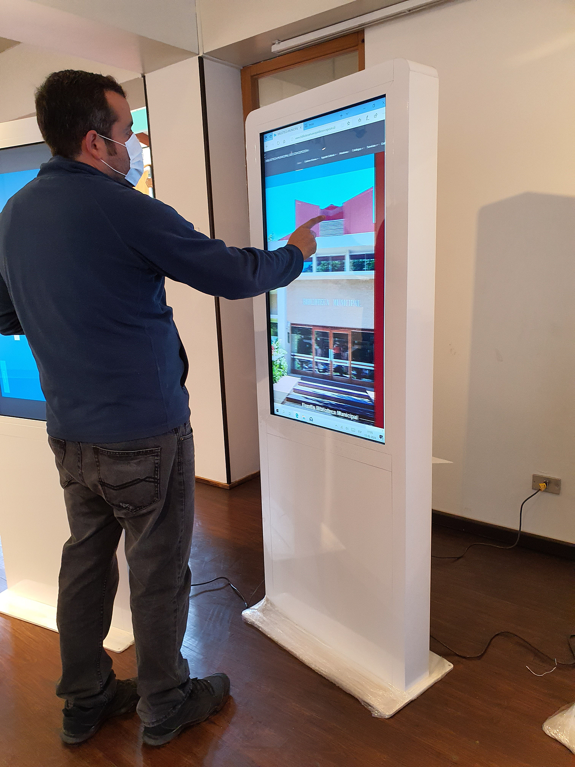 Tótem Interactivo 43