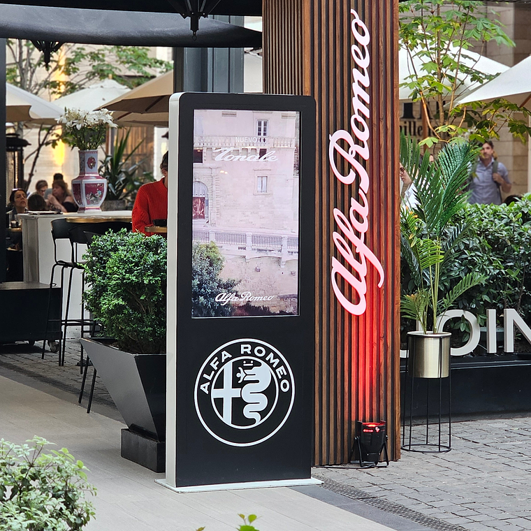 Tótem Interactivo 43