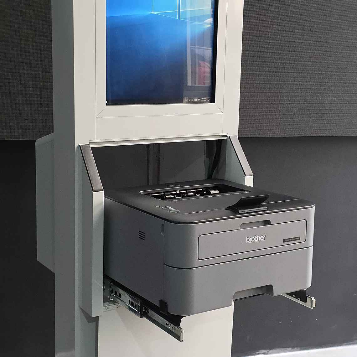 Tótem para Impresión de Documentos A4 | Pantalla Táctil 24” y PC Integrado 3