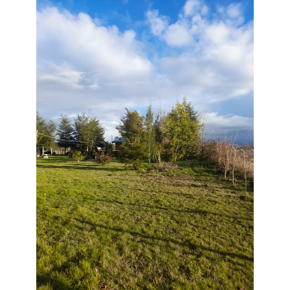 PARCELA CON CASA Y CABAÑA A ORILLA CARRETERA RUTA FREIRE A VILLARRICA SECTOR PUQUEREO