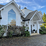 EXCLUSIVA CASA EN PARCELA – PISCINA- VISTA PANORAMICA LAGO VILLARRICA – SECTOR LOS RISCOS