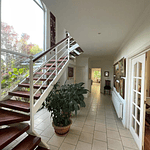 EXCLUSIVA CASA EN PARCELA – PISCINA- VISTA PANORAMICA LAGO VILLARRICA – SECTOR LOS RISCOS