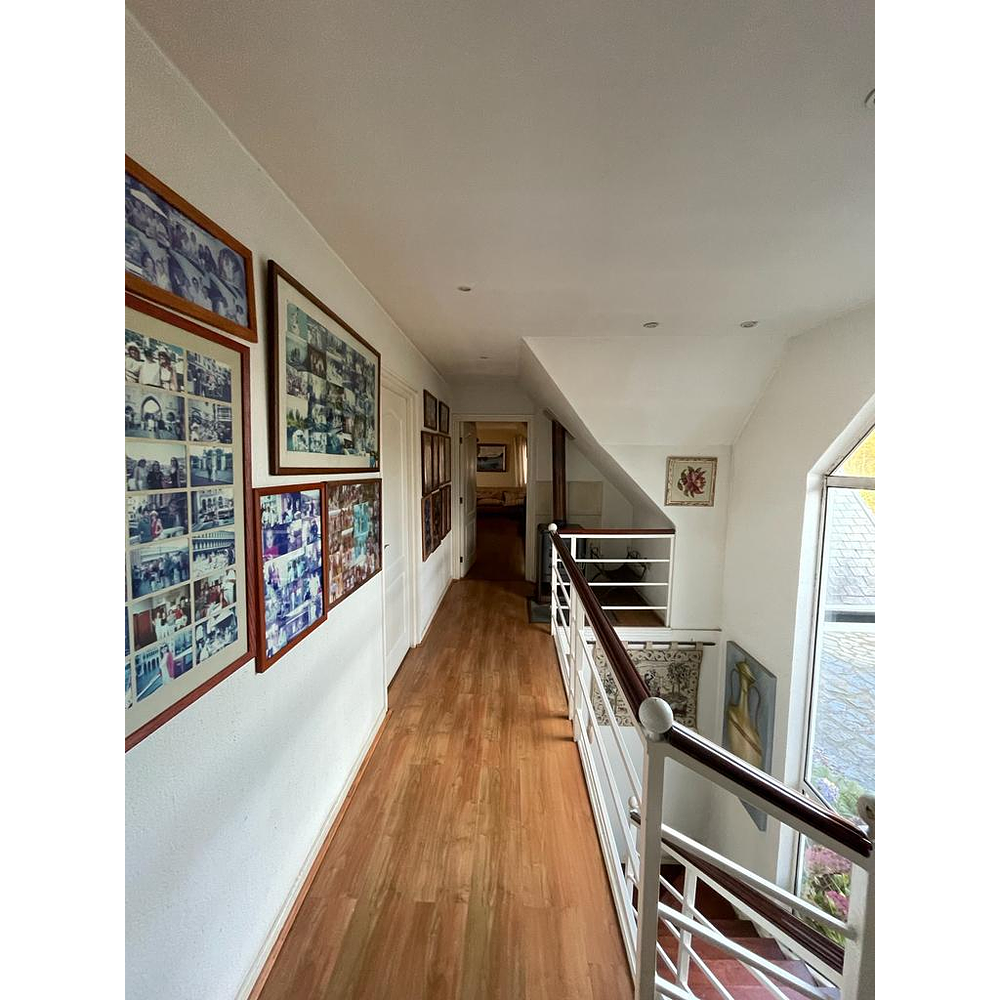 EXCLUSIVA CASA EN PARCELA – PISCINA- VISTA PANORAMICA LAGO VILLARRICA – SECTOR LOS RISCOS