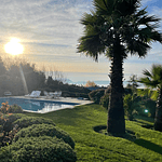 EXCLUSIVA CASA EN PARCELA – PISCINA- VISTA PANORAMICA LAGO VILLARRICA – SECTOR LOS RISCOS