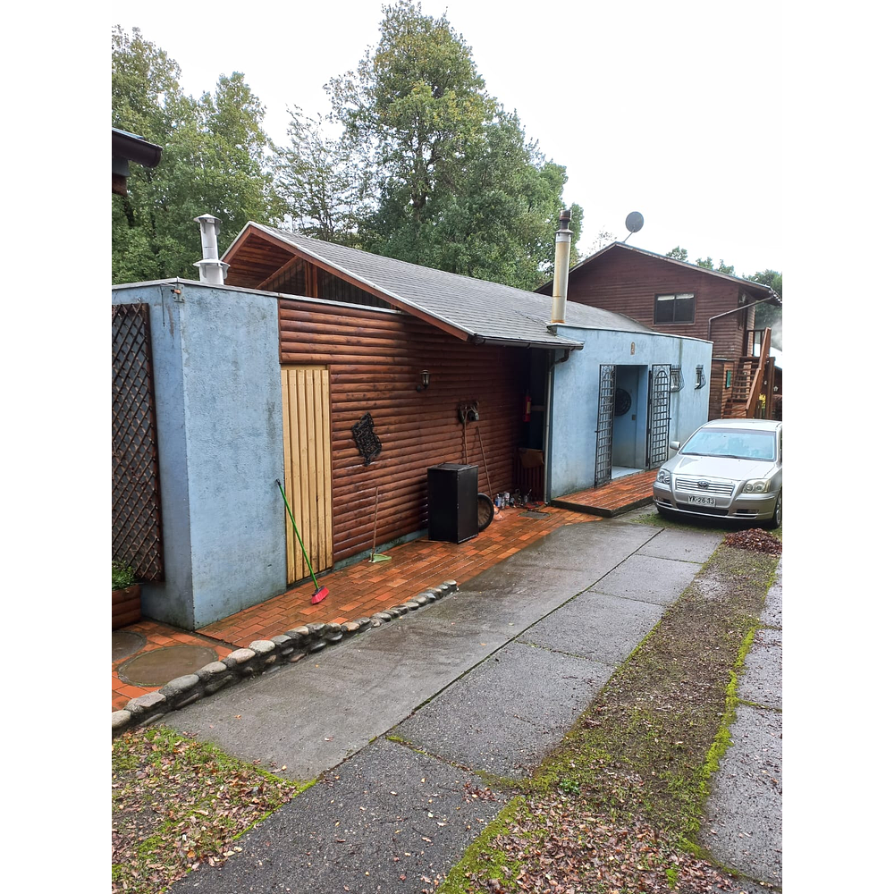 EXCLUSIVA PARCELA CON CASA Y CABAÑA A ORILLAS RIO TOLTÉN Y DESEMBOCADURA RÍO PEDREGOSOS-VILLARRICA