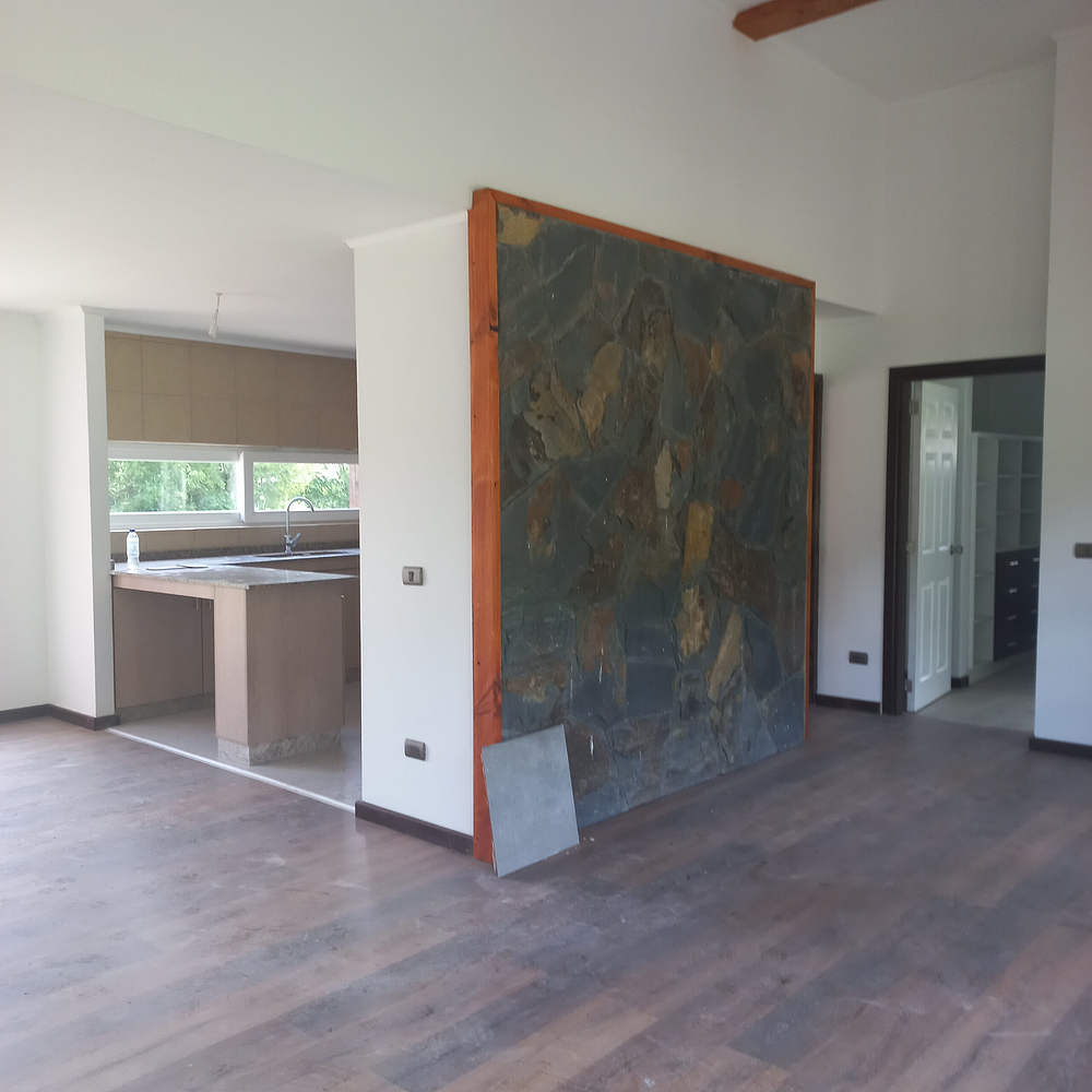 PARCELA CON CASA NUEVA, EN SECTOR LONCOTRARO «ALTOS DE LONCOTRARO»