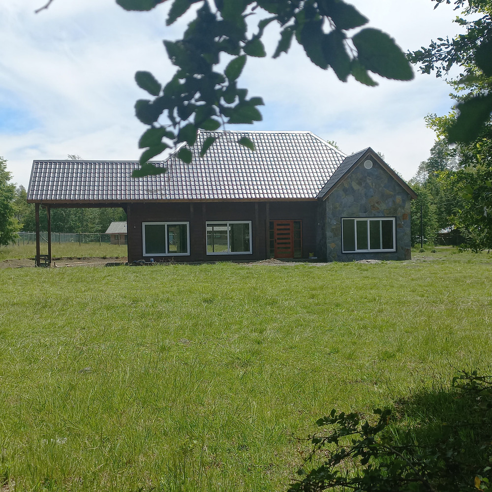 PARCELA CON CASA NUEVA, EN SECTOR LONCOTRARO «ALTOS DE LONCOTRARO»