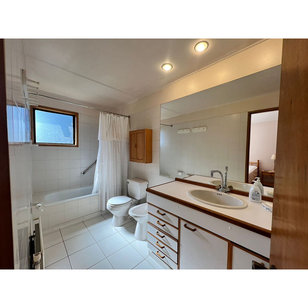 CASA CON ORILLA DE LAGO – SECTOR LOS GUINDOS – VILLARRICA