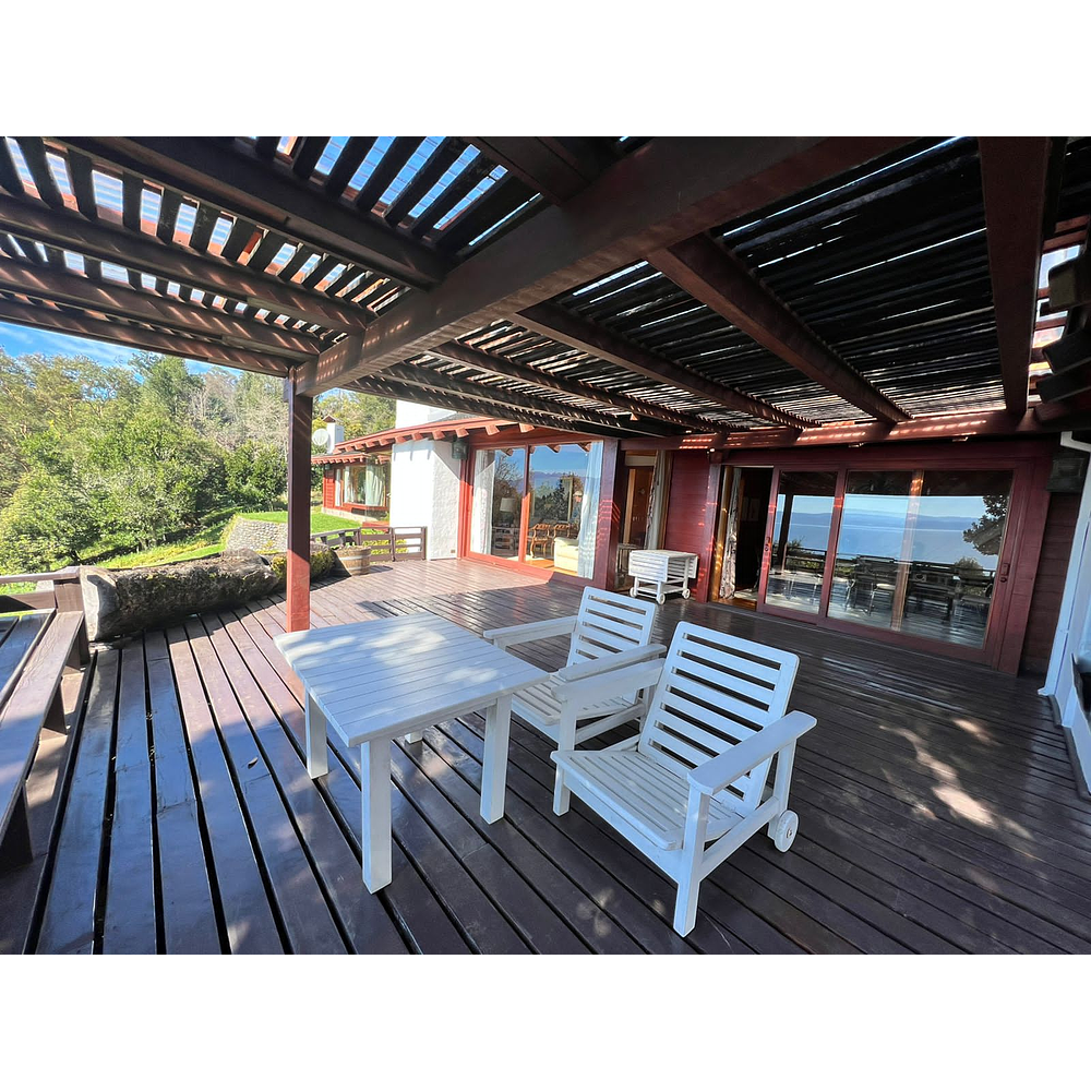 CASA CON ORILLA DE LAGO – SECTOR LOS GUINDOS – VILLARRICA