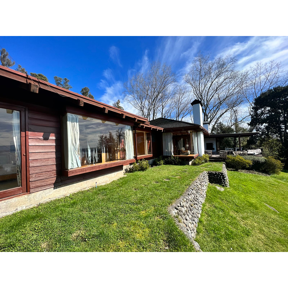 CASA CON ORILLA DE LAGO – SECTOR LOS GUINDOS – VILLARRICA
