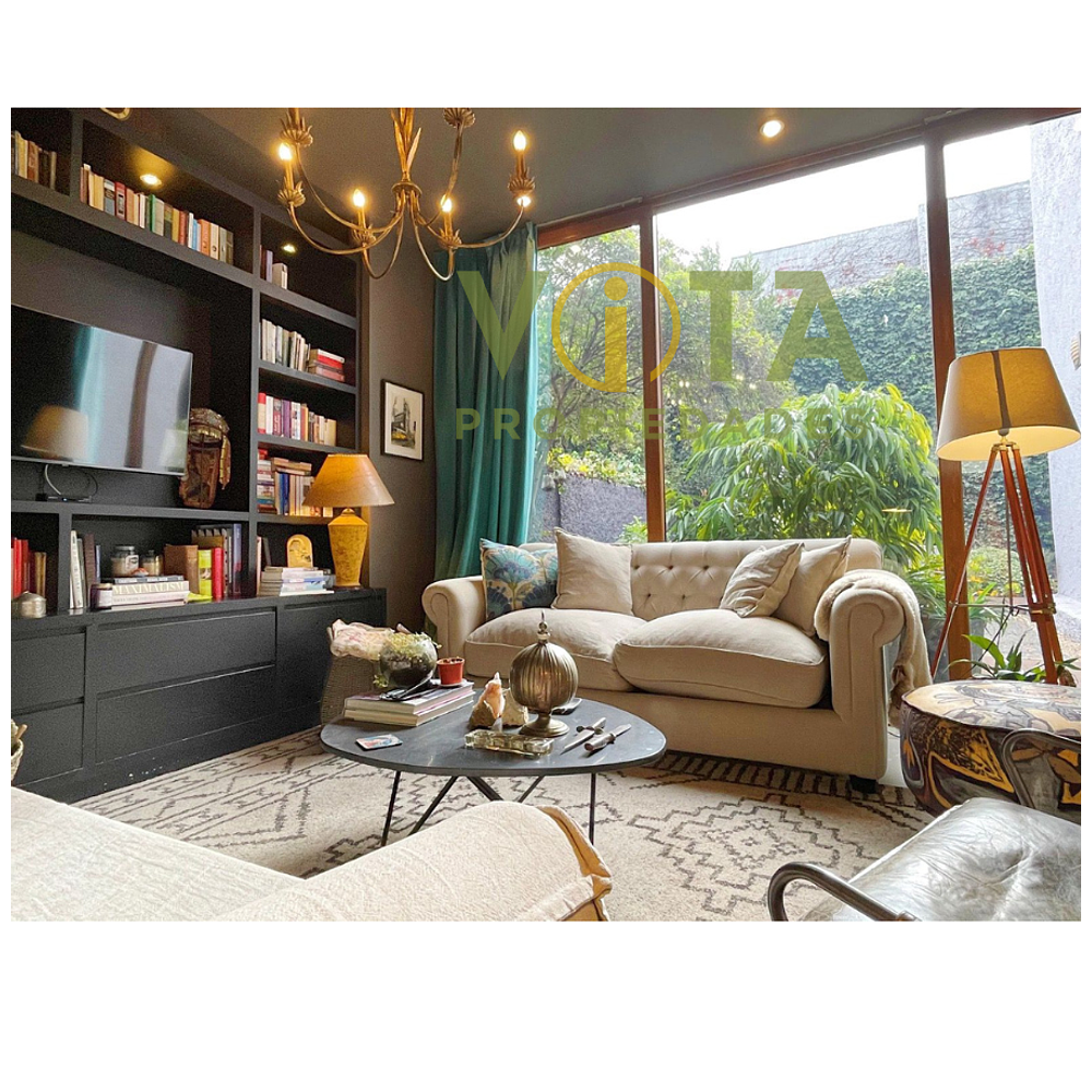 Venta casa 5 dormitorios, 3 baños, Lo Barnechea - Santiago 