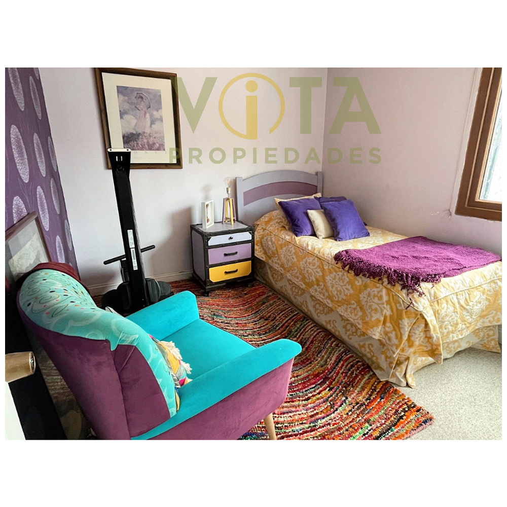 Venta casa 5 dormitorios, 3 baños, Lo Barnechea - Santiago 