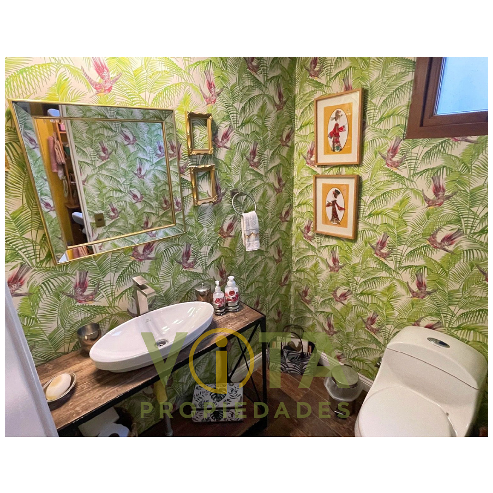 Venta casa 5 dormitorios, 3 baños, Lo Barnechea - Santiago 