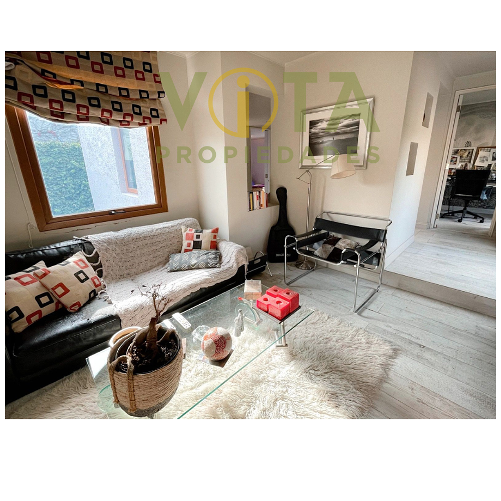 Venta casa 5 dormitorios, 3 baños, Lo Barnechea - Santiago 