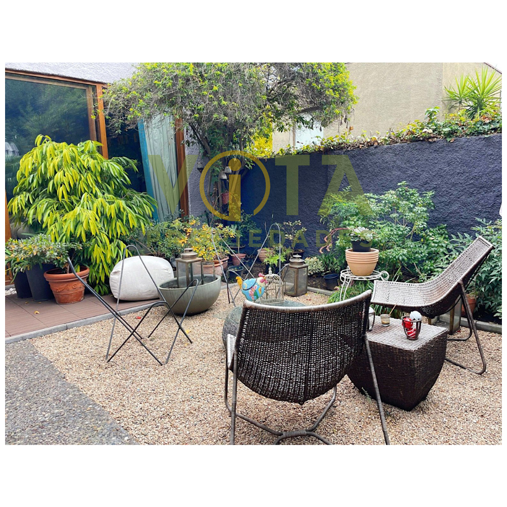 Venta casa 5 dormitorios, 3 baños, Lo Barnechea - Santiago 