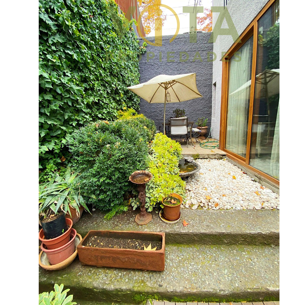 Venta casa 5 dormitorios, 3 baños, Lo Barnechea - Santiago 