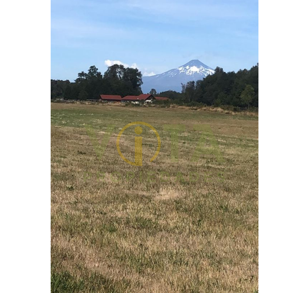 Venta Parcelas con vista al volcán Villarrica  