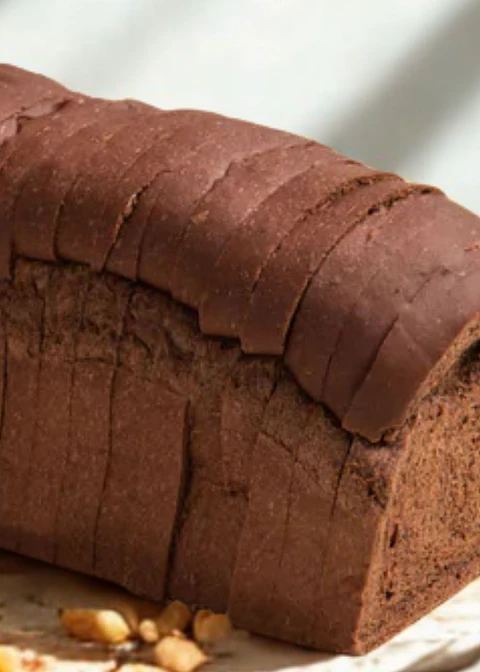 Pan Tajado Natural Einkorn & Algarrobo con Jengibre | 600 g (22 tajadas) | Artesanal y sin conservantes | Minimo 3 unidades por pedido