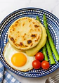 Arepas de Yuca con Queso de Búfala – 380g (Paquete x4 al vacío) Solo área metropolitana de Medellín | Minimo 5 unidades por pedido - Miniatura 2