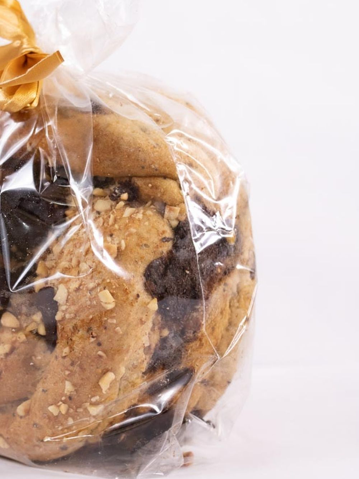 Pan de Masa Madre Integral con Super Semillas, Queso de Búfala y Chocolate 380g – Natural, Artesanal y Energético 4