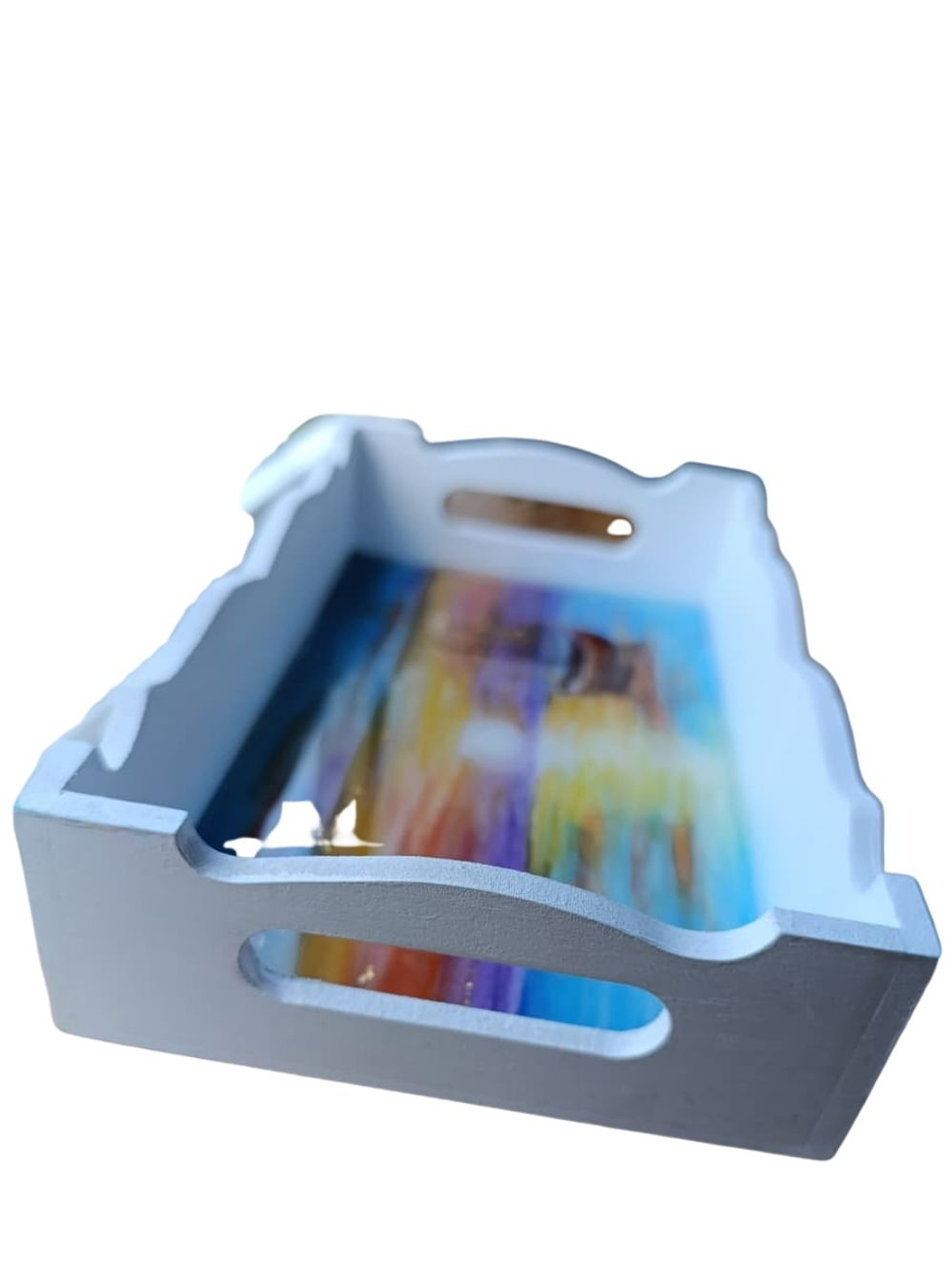 Bandeja Artesanal  EL BARCO de Madera Pintadas a Mano con Resina Brillante |  Diseños Únicos y Personalizados | Durabilidad y Reutilización Consciente 3