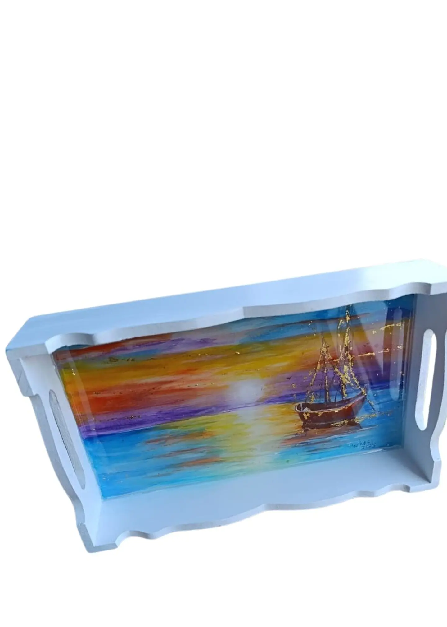 Bandeja Artesanal  EL BARCO de Madera Pintada a Mano con Resina Brillante |  Diseños Únicos y Personalizados | Durabilidad y Reutilización Consciente 4