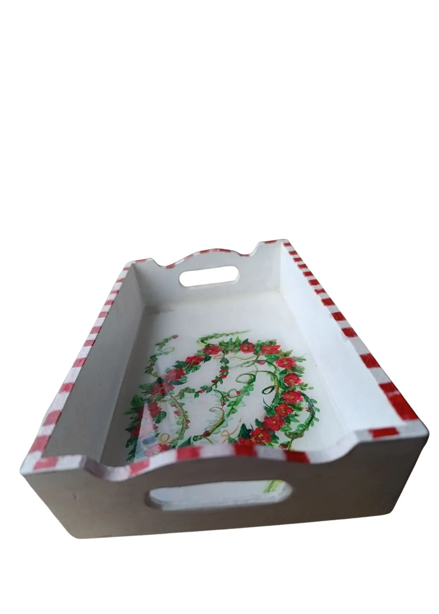 Bandeja Artesanal  CORONA de Madera Pintada a Mano con Resina Brillante |  Diseños Únicos y Personalizados | Durabilidad y Reutilización Consciente 3