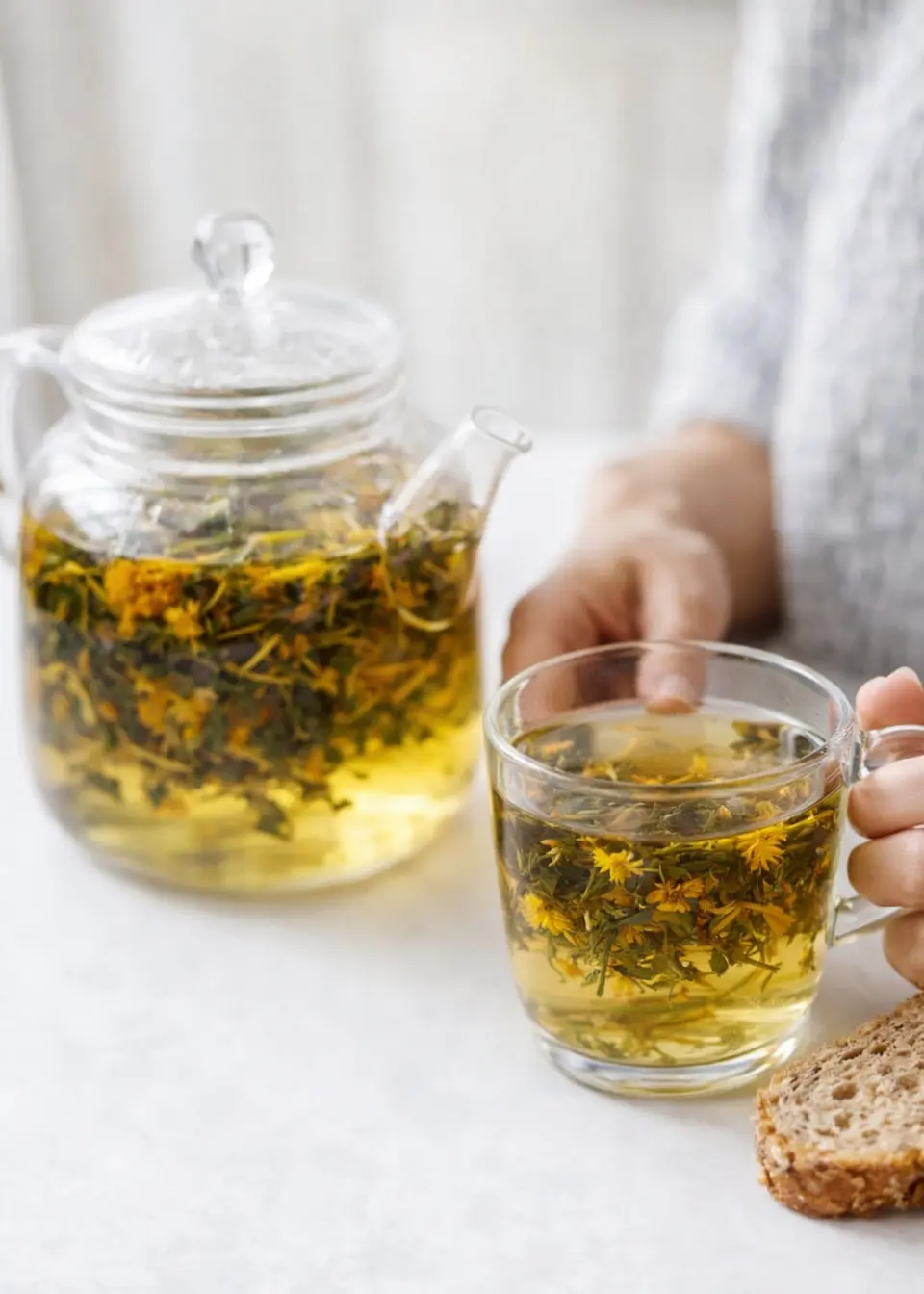 Bolsa Infusión Herbal Orgánica 7 Hierbas: Caléndula, pronto alivio, romero, estragón, menta, cidrón y ajenjo 20g | Rinde 15L | Sabor Natural | Empaque de Algodón 2