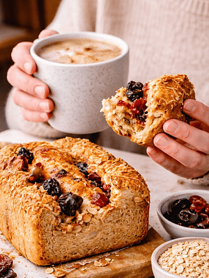 Pan Integral Relleno de Ciruela, Brevas, Cerezas y Coco 500 g | Sin Azúcar Añadida | Sin Lácteos | Artesanal | Frutas no cristalizadas