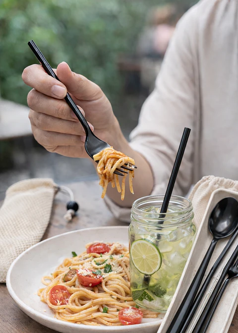 Kit de Cubiertos Reutilizables de Acero Inoxidable 304 con Pitillos | Set Portátil con Bolsa de Tela y Caja de Trigo | Alternativa Ecológica al Plástico