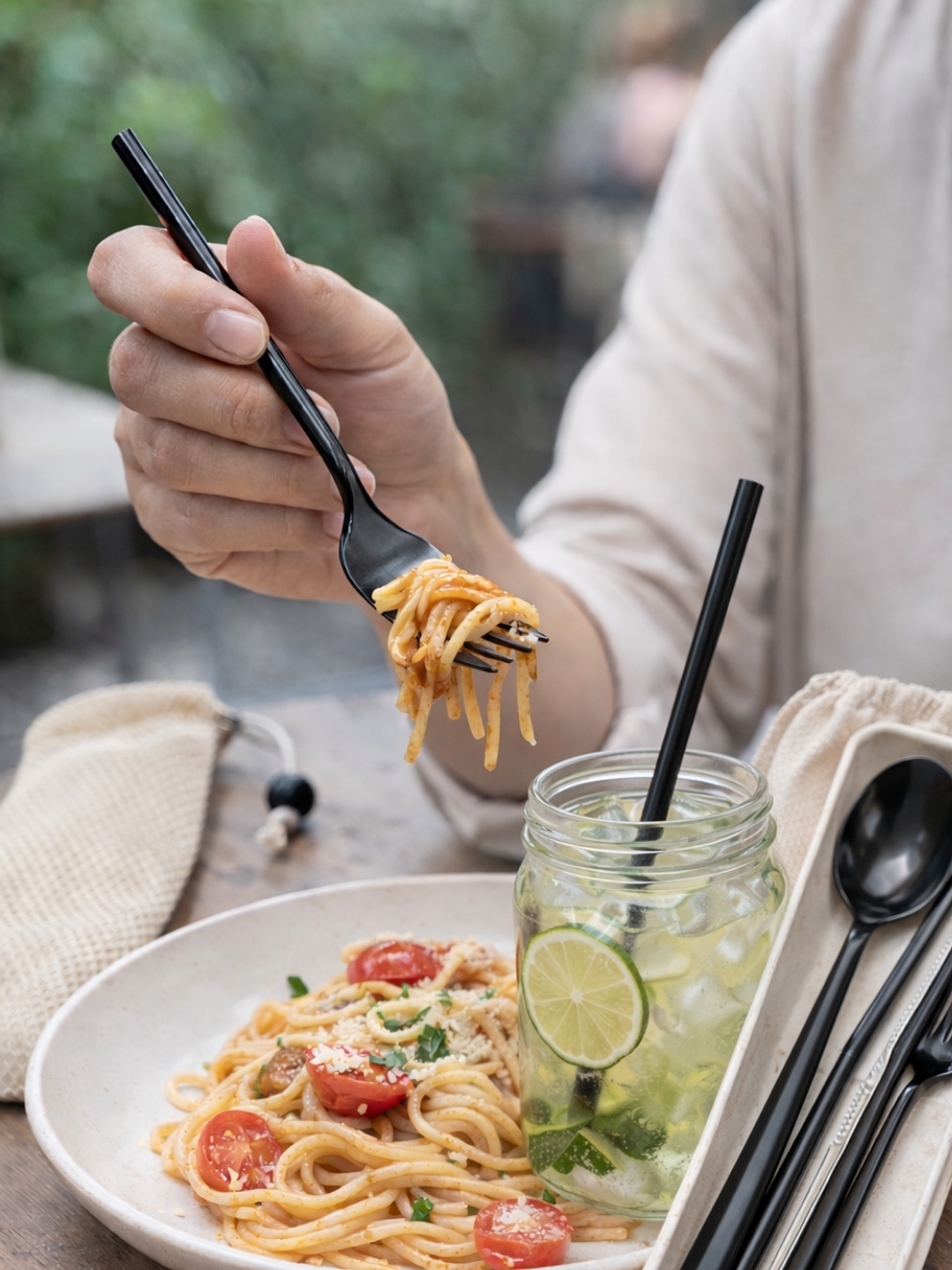 Kit de Cubiertos Reutilizables de Acero Inoxidable 304 con Pitillos | Set Portátil con Bolsa de Tela y Caja de Trigo | Alternativa Ecológica al Plástico 2