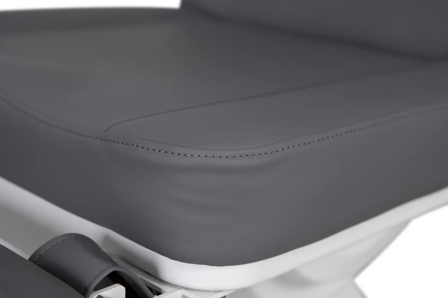 Poltrona Elétrica de Podiatria e Pedicure SERENITY 11