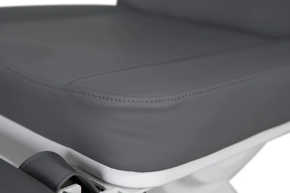 Poltrona Elétrica de Podiatria e Pedicure SERENITY 11