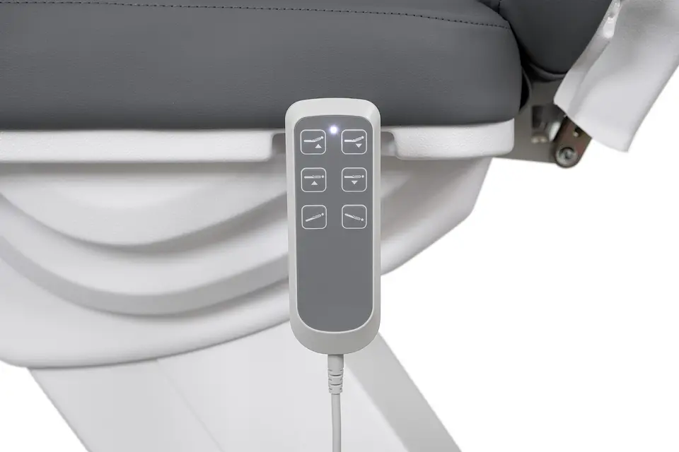 Poltrona Elétrica de Podiatria e Pedicure SERENITY 12
