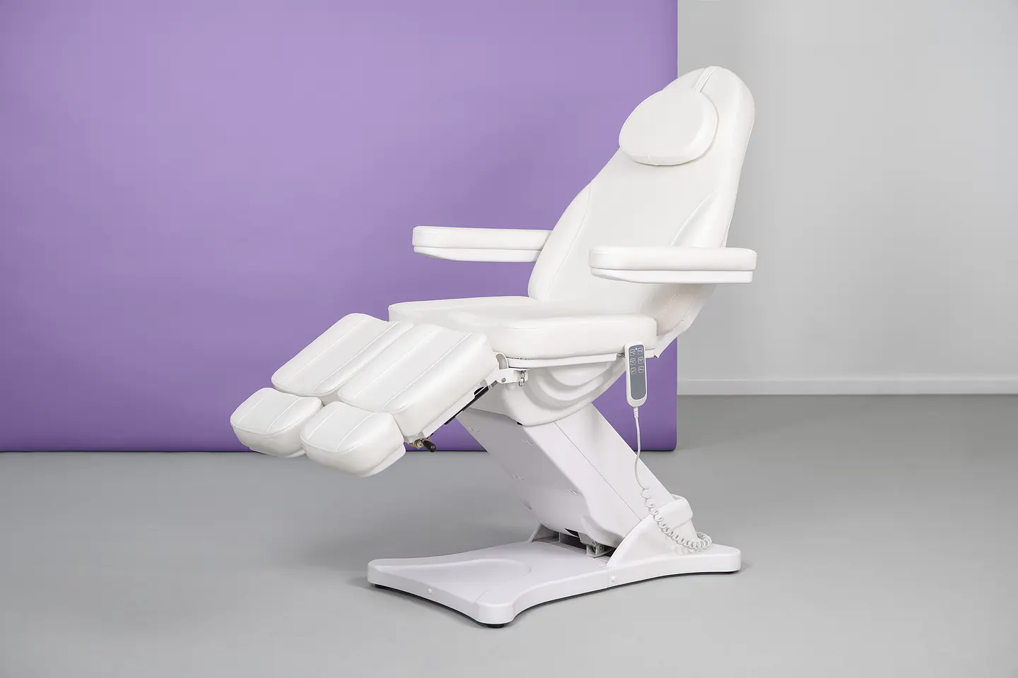 Poltrona Elétrica de Podiatria e Pedicure SERENITY 4