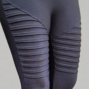 Pantalón Prada estilo equitación