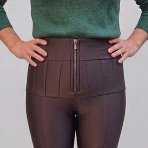 Pantalón de compresión reductor de abdomen