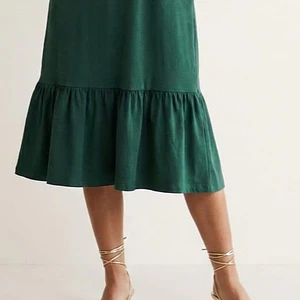 Vestido midi Romántico