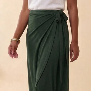 Falda Envolvente Midi