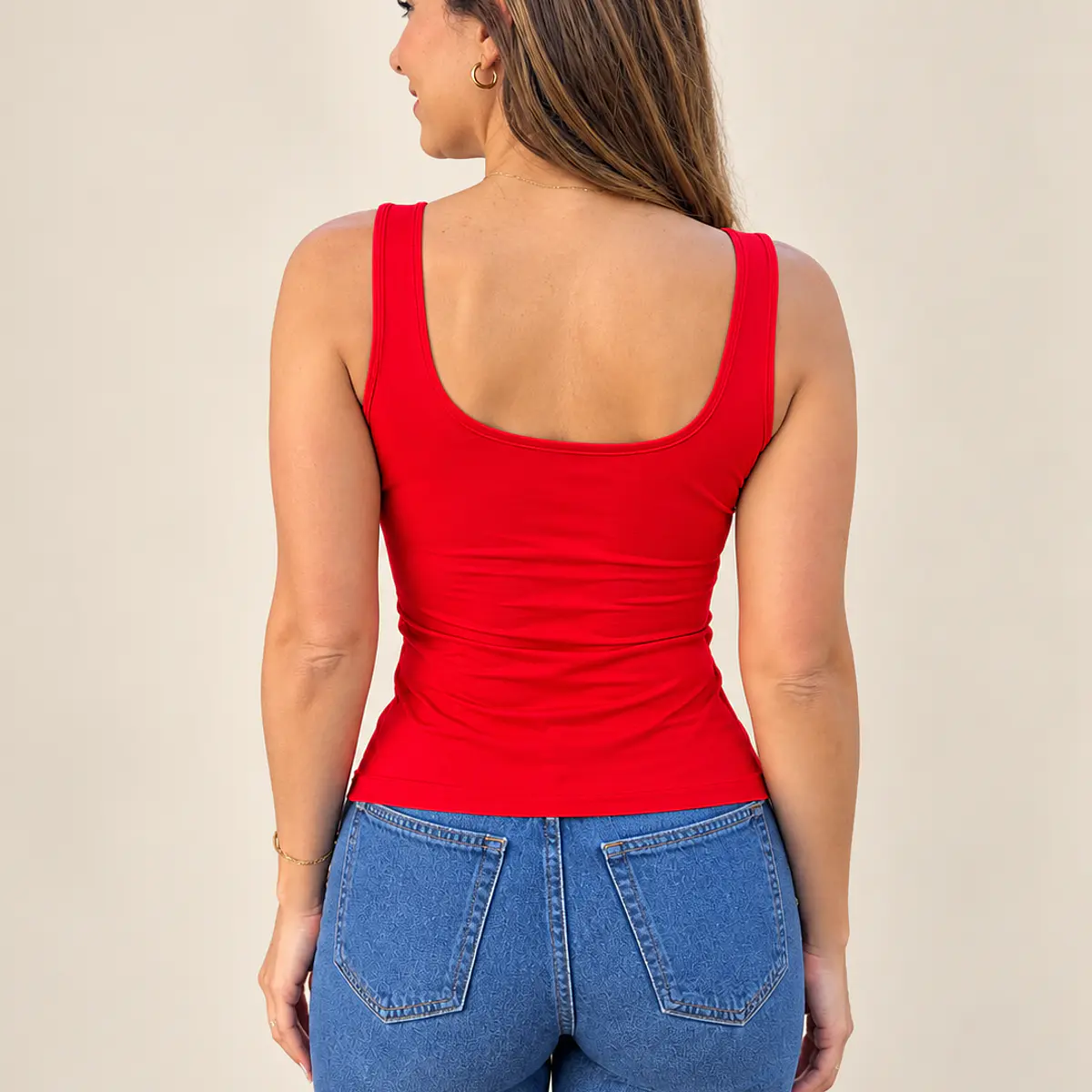 Polera Básica Brooklyn con almohadilla incorporada