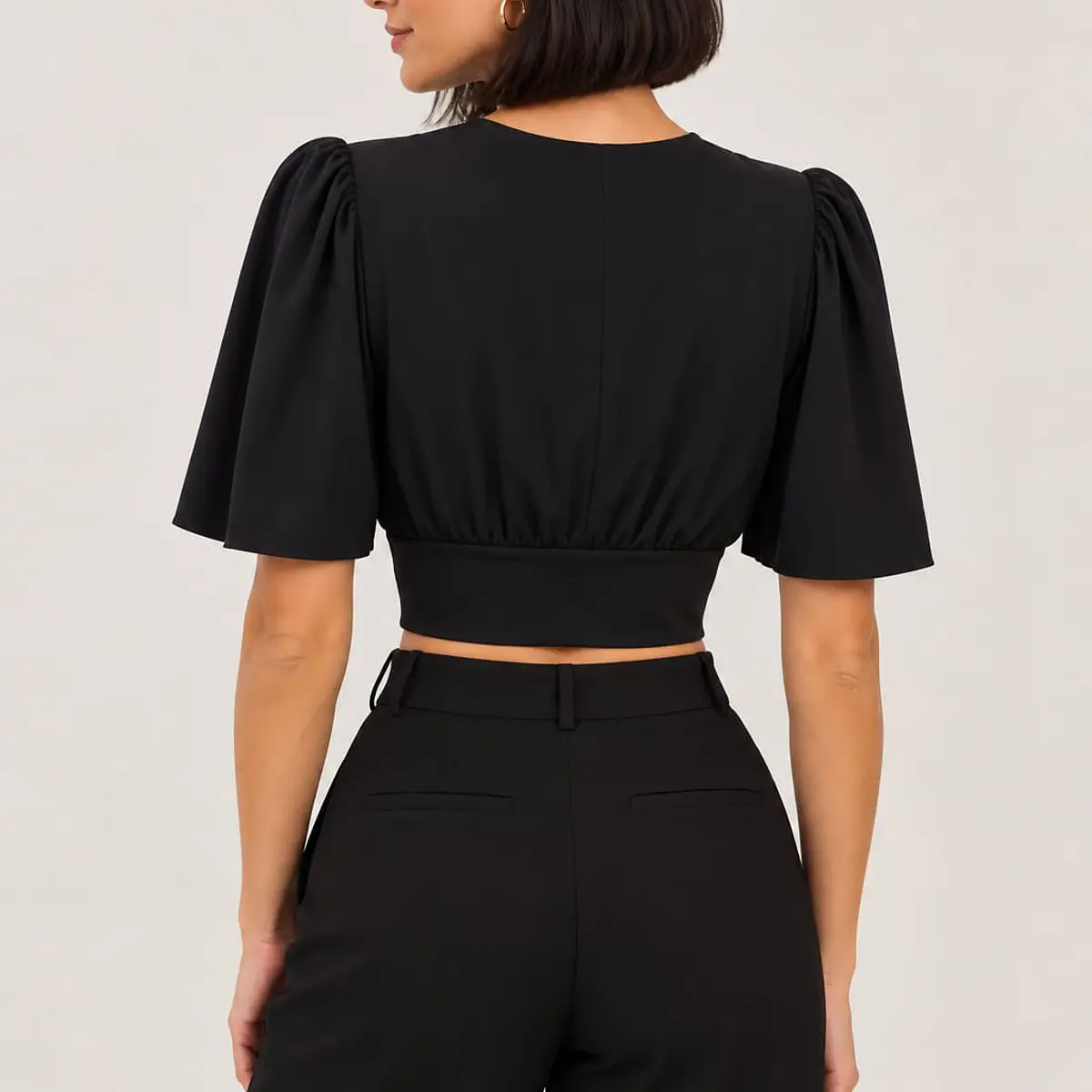 Crop Top escote en V Londrina