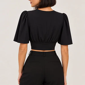Crop Top escote en V Londrina