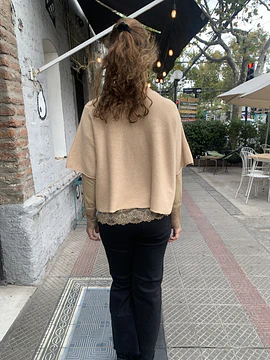 PONCHO JULIA CARAMELO