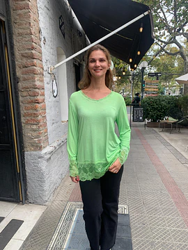 POLERA ENCAJE MANZANA