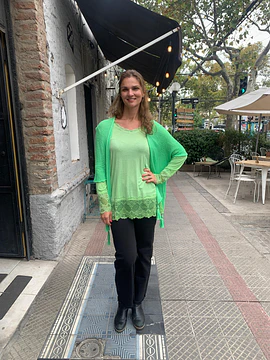 POLERA ENCAJE MANZANA