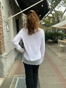 POLERA ENCAJE BLANCO